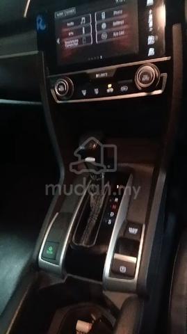 2016 Honda CIVIC 1.5 TC (A) - 2