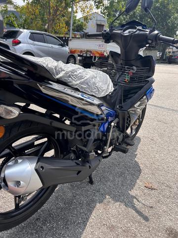 Carousel Image