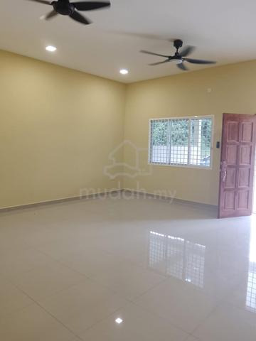 Rumah Untuk Disewa 4