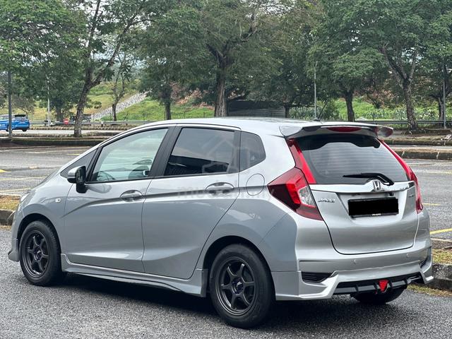 2018 Honda JAZZ 1.5 E / TIPTOP CONDITION / - 2