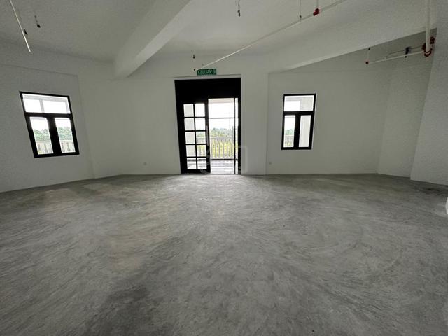 500ft Eco Galleria for sale 4th Floor 1