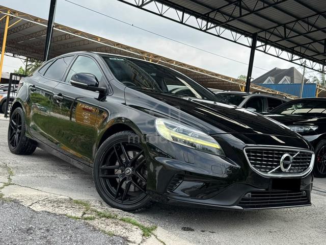 2018 Volvo V40 2.0 T5 R-DESIGN REVERSE CAMERA ORI - 2