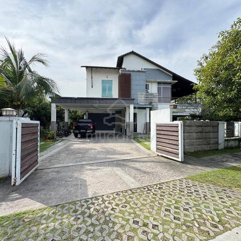 Bungalow House Laman Seri Seksyen 13 Shah Alam For Sale 1