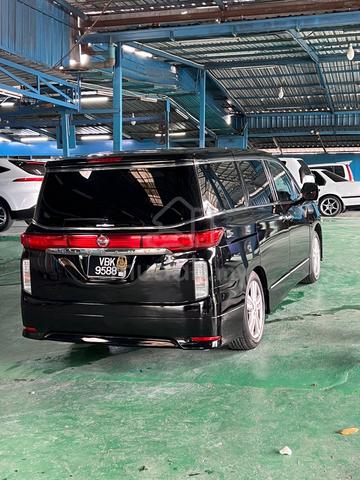 Nissan ELGRAND 2.5 HIGHWAY STAR (A) - 2