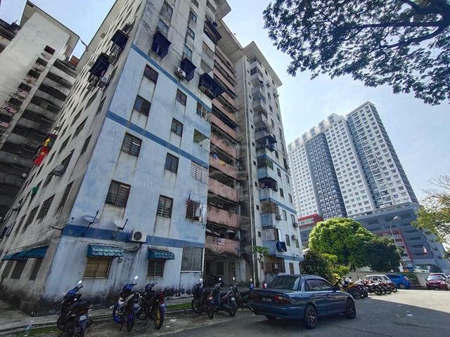 Angsana Apartment (USJ 1) 1