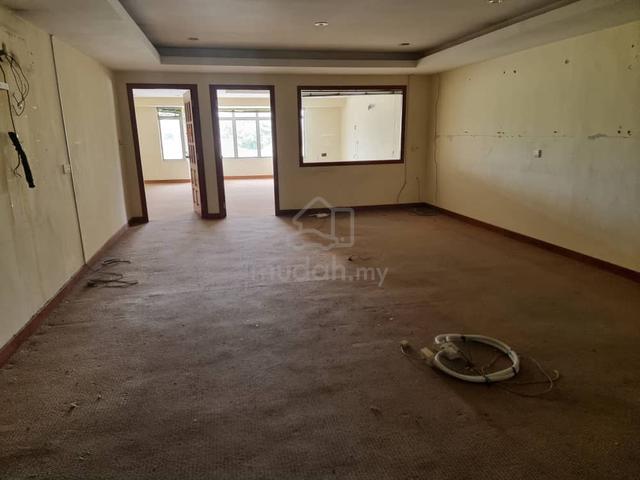 Room/Office Space for rent above shop in Jalan Medan Ipoh 1