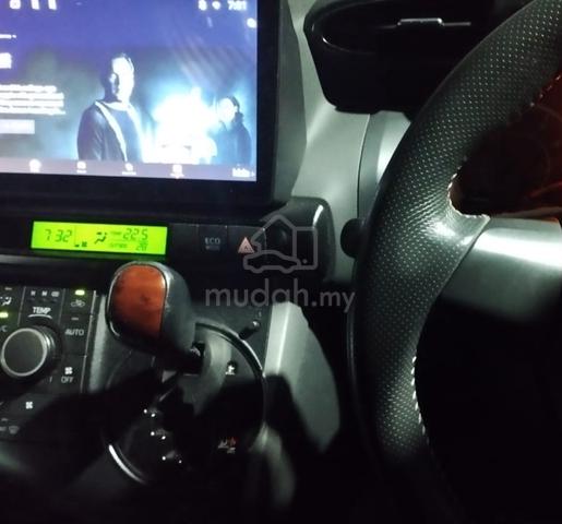 2010 Toyota WISH 1.8 X HID SELECTION (A) - 2