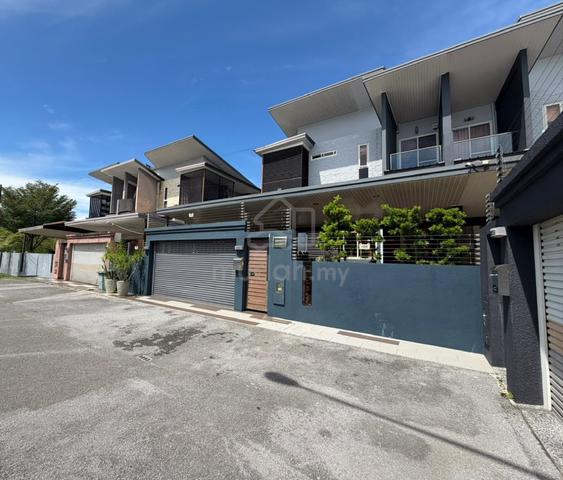 Stutong Woodland 2.5 Storey Semi Detached House 1