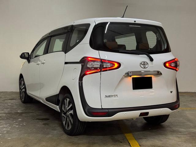 2016 Toyota SIENTA 1.5 V (A) FREE 2 YEAR WARRANTY - 1