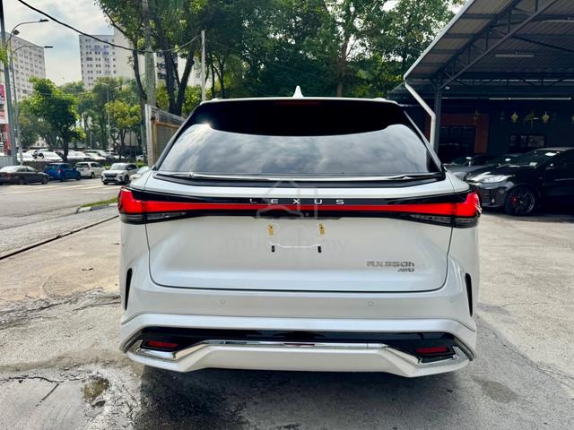 2024 Lexus RX350 2.4 Hybrid VERSION L TRD Ready St - 4