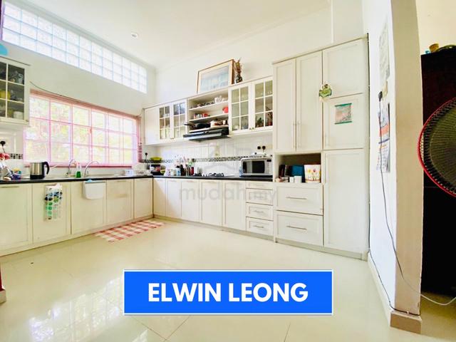 [Excellent Conditions] Mount Erskine 2000sf 2STY Terraced Tg Tokong 1