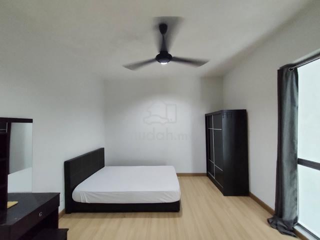 Puchong Prima Room Private Bathroom with Carpark Window & A/C 1
