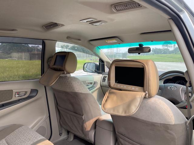 Toyota innova 2.0 auto E spec 2015 - 4