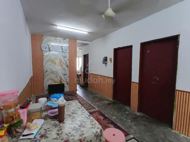 Taman Subang Perdana Flat 1
