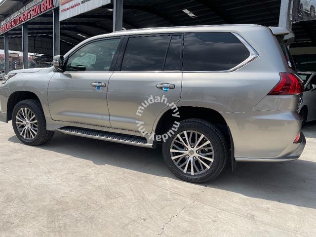 2019 Lexus LX570 5.7 (A) - 4
