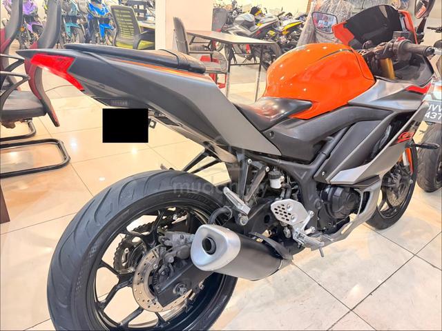 2023 YAMAHA R25 ABS V3 Ori Condition 99% New dp500 - photo 4 of 10