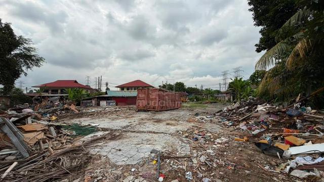 TANAH HOT TEPI JALAN (Dah dibersihkan) jalan paya jaras, sungai buloh 1