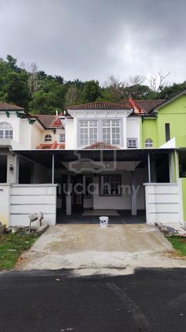 NEGOTIABLE+RENOVATED 2-Storey Terrace Lorong Gugusan Alam 1