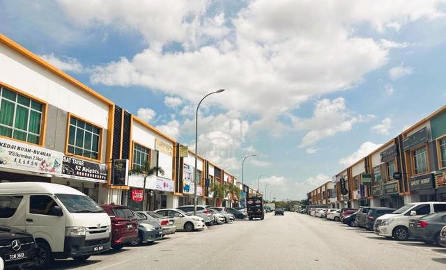[RARE UNIT] [PLAZO S2 HEIGHTS] Hottest Commercial Area 2