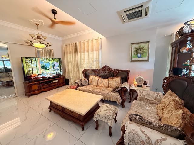 Tasteful Design Semi-D in Tanjung Bungah 1