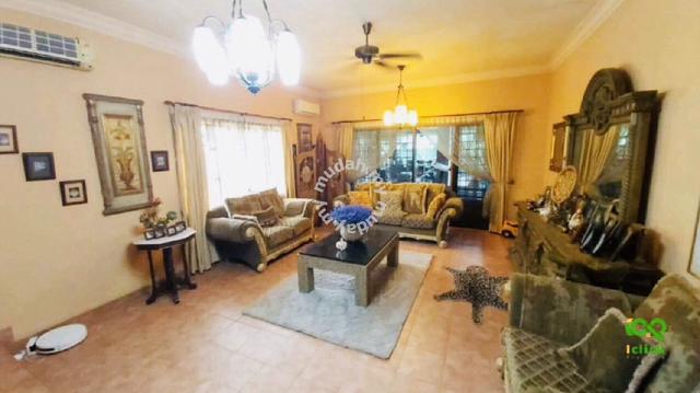 NICE n HUGE DOUBLE STOREY BUNGALOW SUNGAI PENCHALA KUALA LUMPUR 2