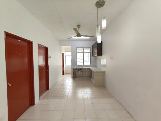 Townhouse (Upper Unit) @ Desa Titi Panjang Bukit Minyak 1
