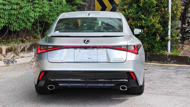2023 Lexus IS300 2.0 F-SPORT (A) 7k Mileage only! - 5