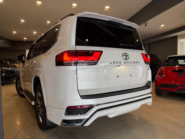 2024 Toyota LANDCRUISER 3.5 ZX LC300 5A 2K KM - 4