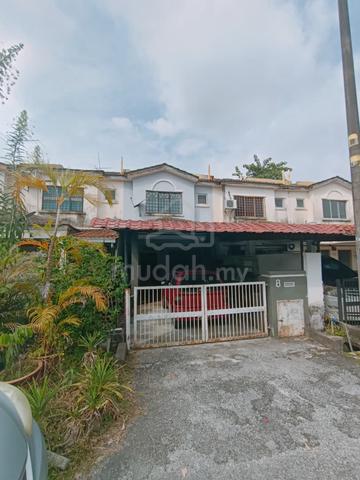 Double storey terrace house blok 28, bandar tasik puteri, rawang 1