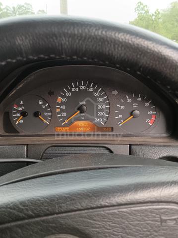 1997 Mercedes Benz E240 CLASSIC (CBU) 2.6 (A) - 3