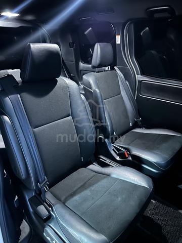 2022 Toyota NOAH 2.0 Z (A) - 3