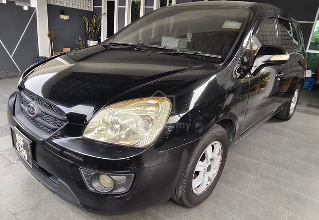Kia Rondo 2.0 A - 1