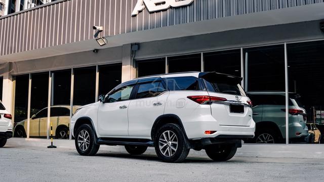 Toyota FORTUNER 2.7 SRZ 7 SEATER 4WD P.BOOT 2017 - 2