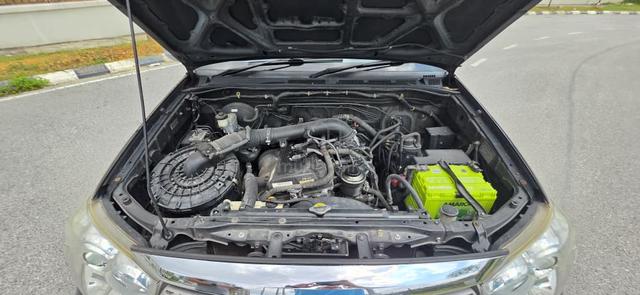 2010 Toyota FORTUNER 2.7 V TRD SPORTIVO FACELIFT - 2