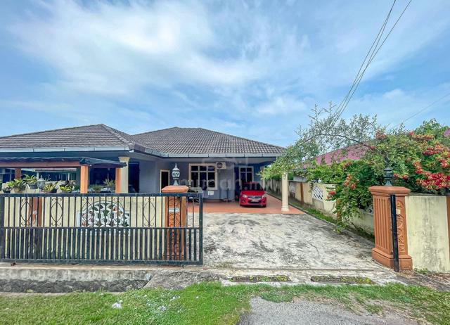 Bungalow Taman Dato Haji Abdul Samad @ Bagan Pinang Port Dickson 1
