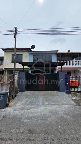 Renovated Double Storey Taman Johor Jaya Seroja 1