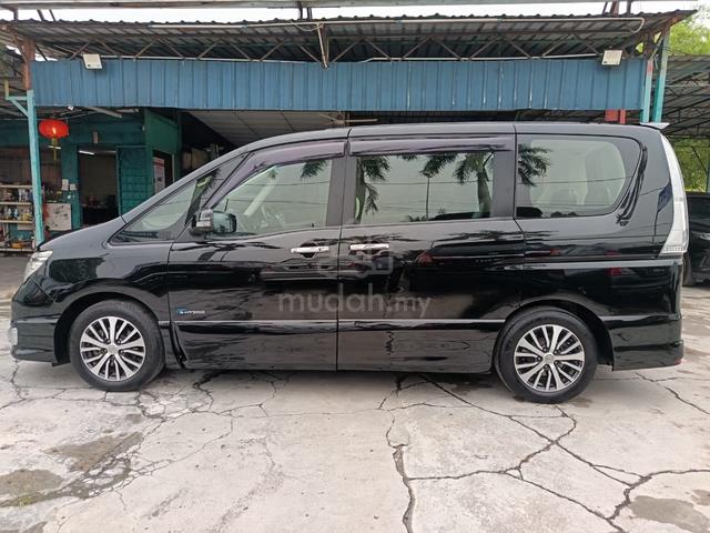 2015 Nissan Serena 2.0 S-Hybrid Highway Star - 5