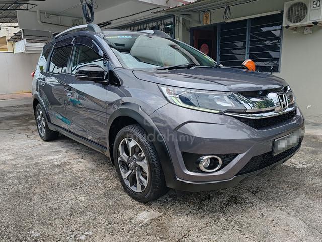 2017 Honda BR-V 1.5 E -- (A)FULL loan - 3