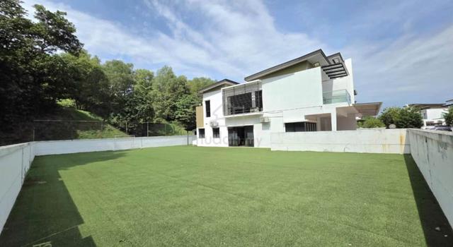 {CORNER 7222sf} FULLY RENOVATED, 2 sty SEMI D, ANGGUN 3, RAWANG 1