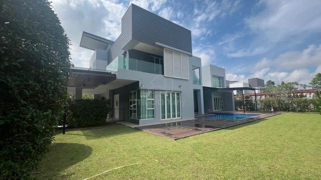 Luxury Bungalow East Ledang,Iskandar Puteri (With Swimming pool) 1