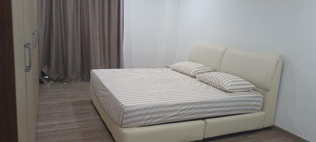 Master bedroom condo for rent 1