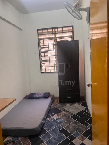Pangsapuri Seroja Alam Jaya Puncak Alam 1