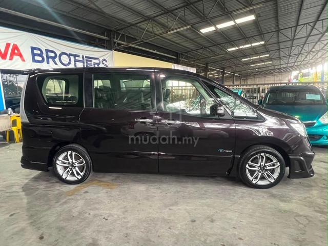 2013 Nissan Serena 2.0 (A) - 2