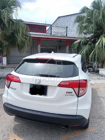 2015 Honda HR-V 1.8 E (A) - 2