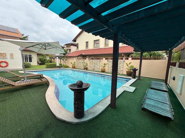 PRIVATE SWIMMING POOL💥 | 2 Storey Bungalow Taman Ampang Utama, Ampang 1