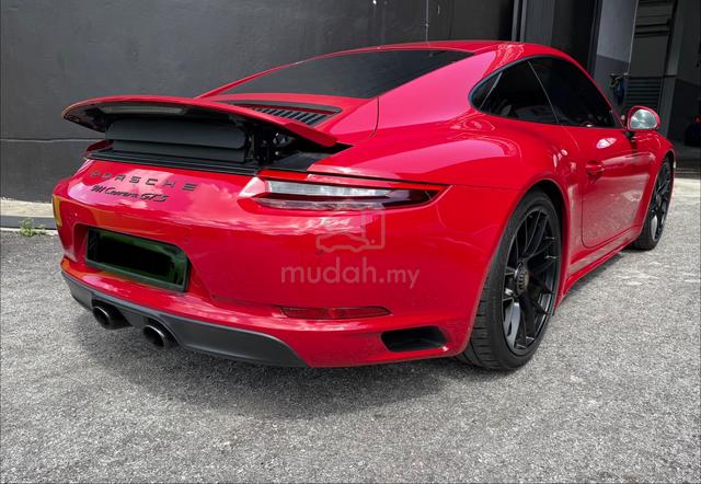 2017 Porsche 911 3.0 CARRERA GTS  CARMINE RED - 2