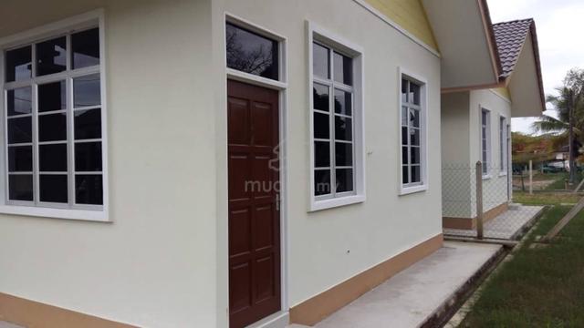 [Bebas Banjir] Rumah Semi-D Kg Pinang Merah, Paka 3