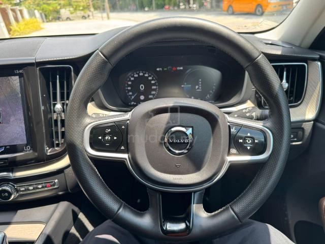 Volvo XC60 2.0 T8 INSCRIPTION BELI KERETRA RAYA - 4