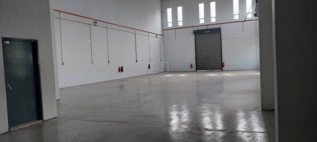 1.5 Storey Corner Semi-D Factory, Lekas 18 Industrial Park For Sale 1