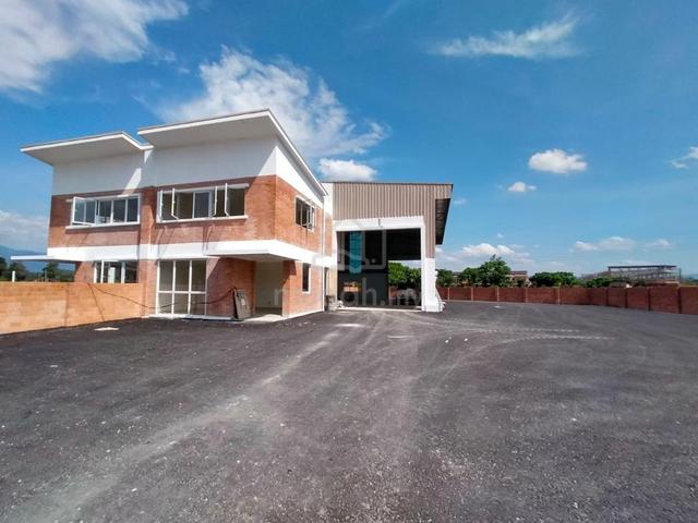 1.5 Storey Semi D Factory Kawasan Perindustrian Rasa Selangor For Sale 1